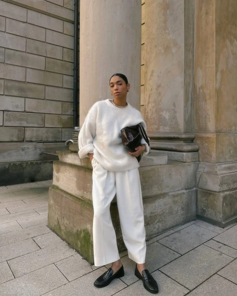 6- Light Knit and Cropped Trousers