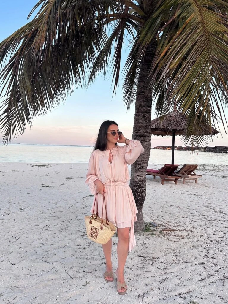5- Relaxed Blush Mini