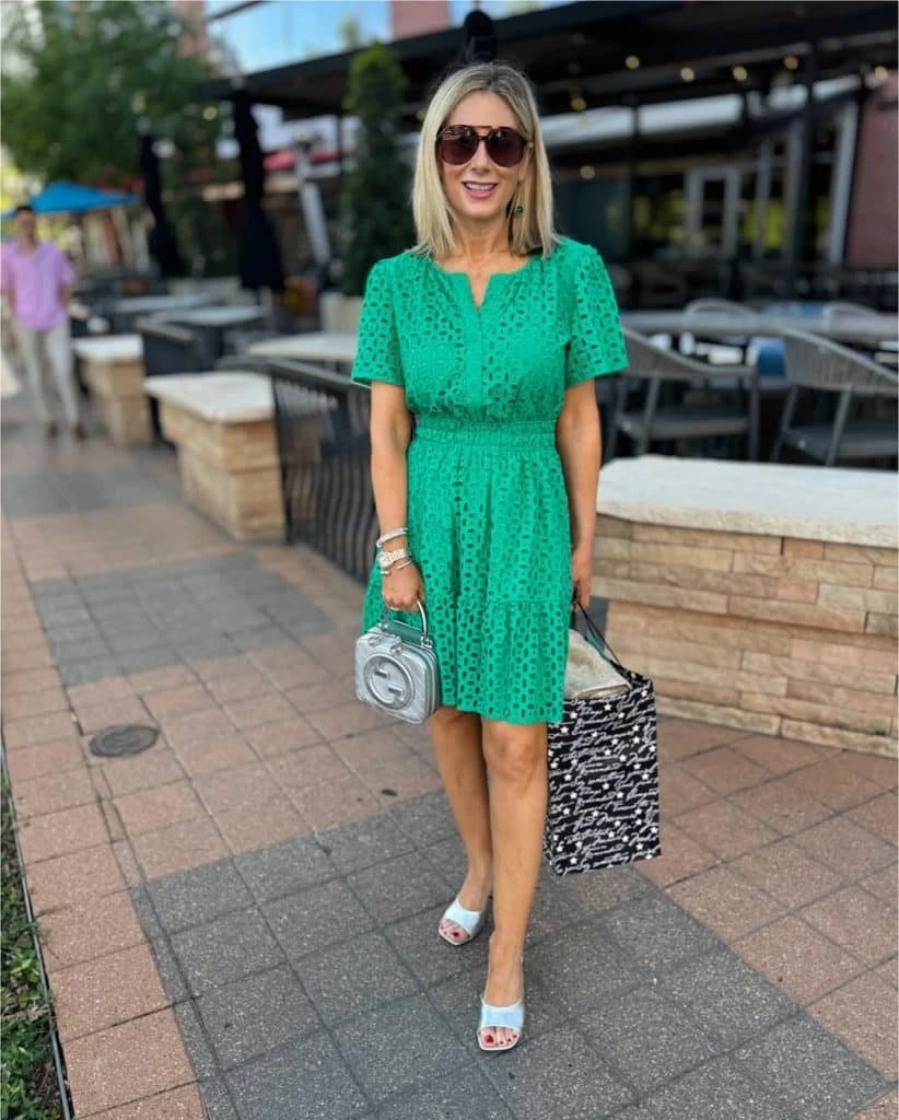 3- Sleeveless Pieces with Confidence