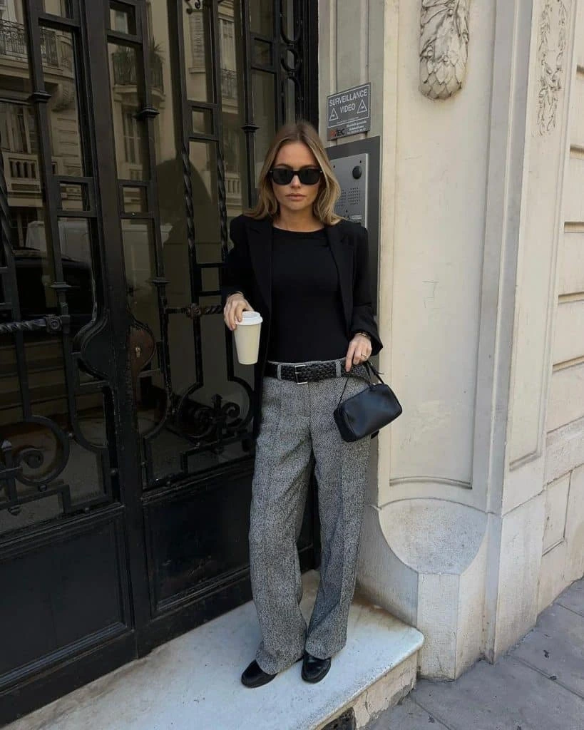 3- Try Theory’s Minimalist Staples