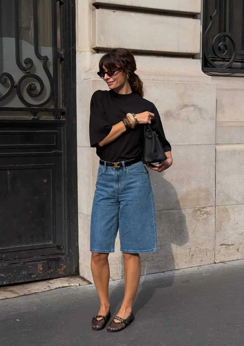 12- Black Tee and Bermuda Jorts