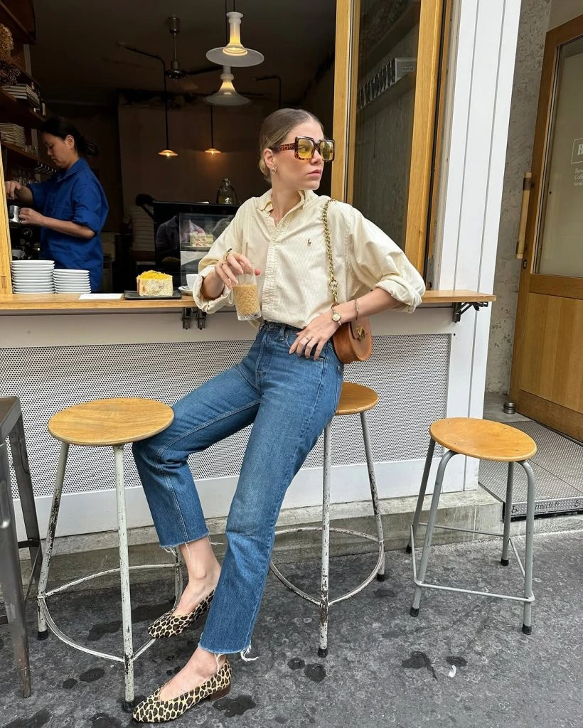 10- Finish with Scarf and Sunglasses