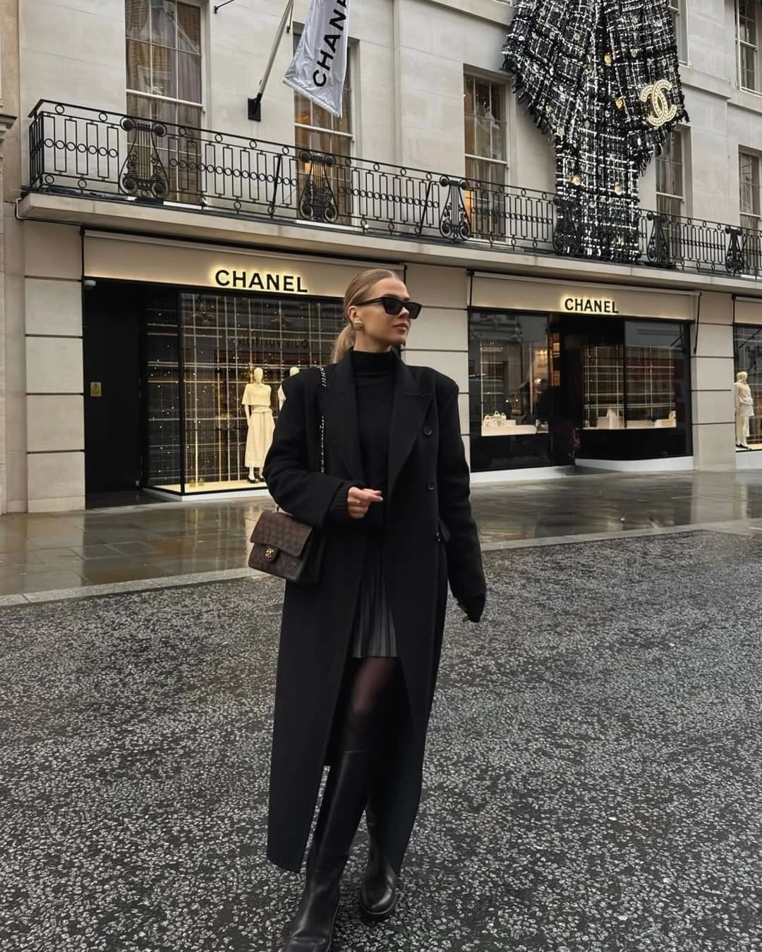 7- Long Overcoat with a Pleated Mini