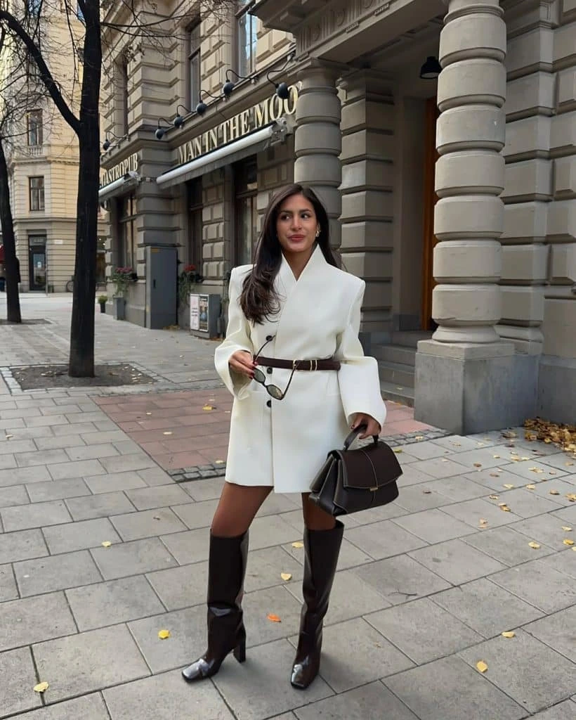 10- Make Monochrome Your Power Move